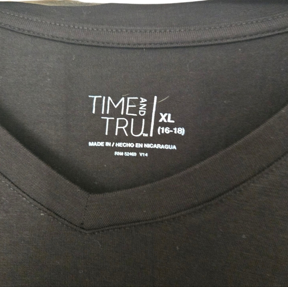 NWT Lot Of 3 Women's Tops Size XL - Picture 8 of 12